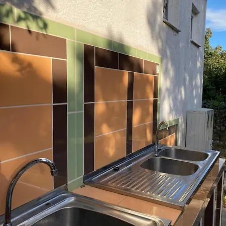 مكان تخييم Sugar *